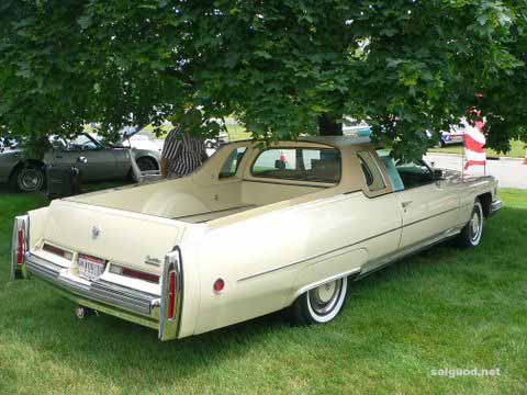 1976_cadillac_mirage.jpg