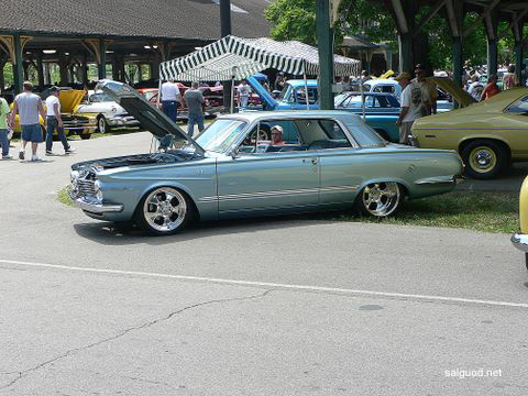 1964_plymouth_valiant_02.jpg