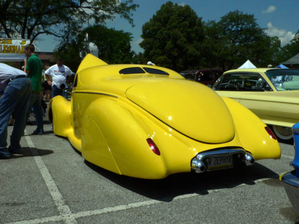 1937-ish_Lincoln_Zephyr