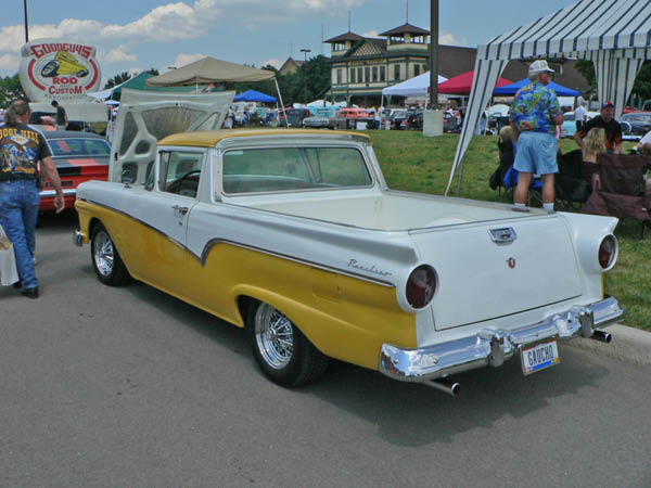 1957_Ford_Ranchero